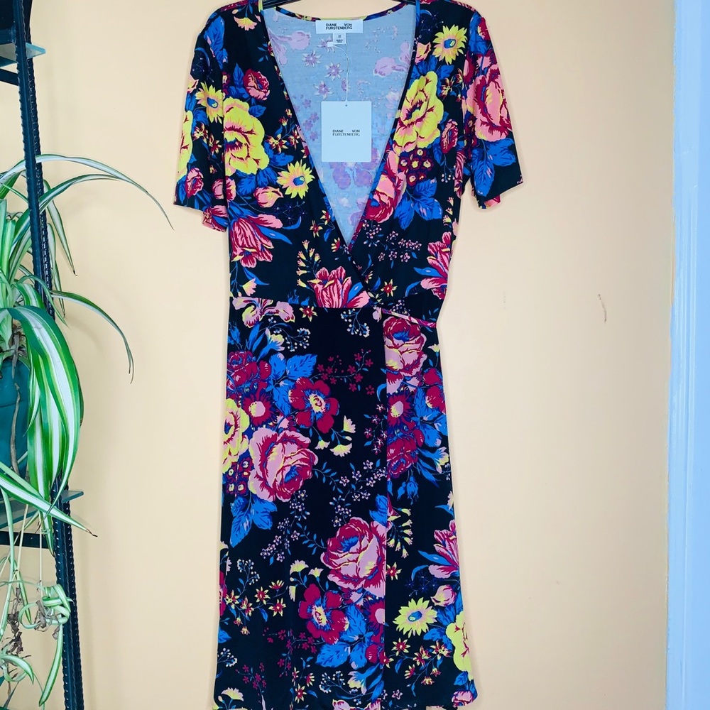 BRAND NEW DIANE VON FURSTENBERG DRESS